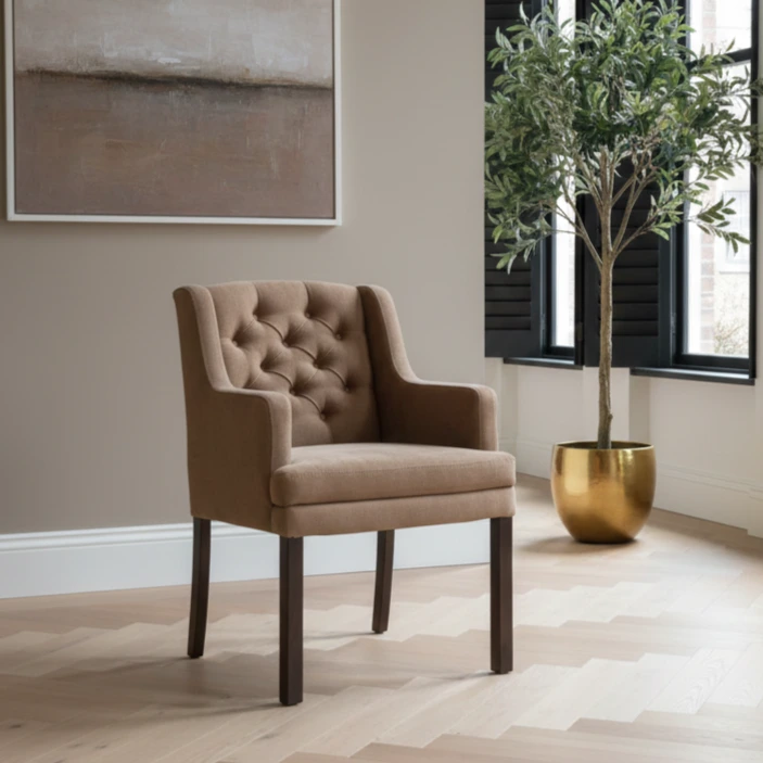 Armstoel Linz gecapitoneerd stof