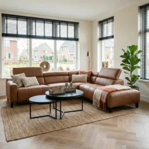 Gronau hoekbank leder met verstelbare neksteunen en relaxfunktie.