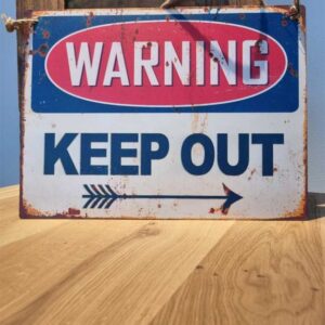 Metalen tekstbord Warning Keep Out