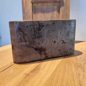 Vaas Keramiek ovaal rustiek chocowhite 35x10x19cm