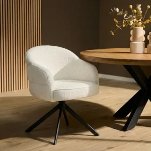 off-white eetkamerstoel met armleuning, moderne teddy stoel gelderland, witte stoel zwarte poten.