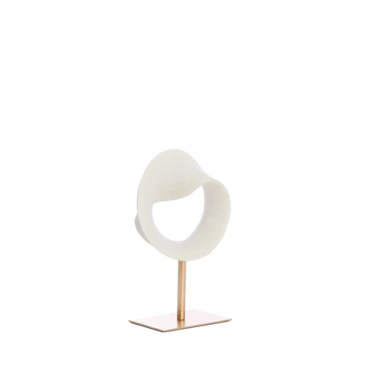 Abstract organisch gevormd ornament in crème wit op een slanke antiek bronzen metalen voet - model Tuzla.