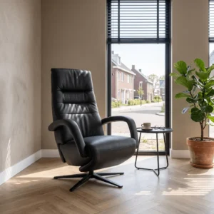 Relaxfauteuil Nunspeet met modern design in zwart echt leder Prestige in een moderne woonkamer