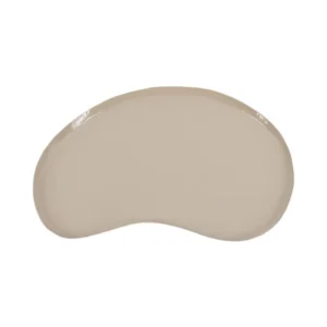Metalen dienblad Kidney XS 33x19x2 cm in de kleur Glossy Sand met organische vorm