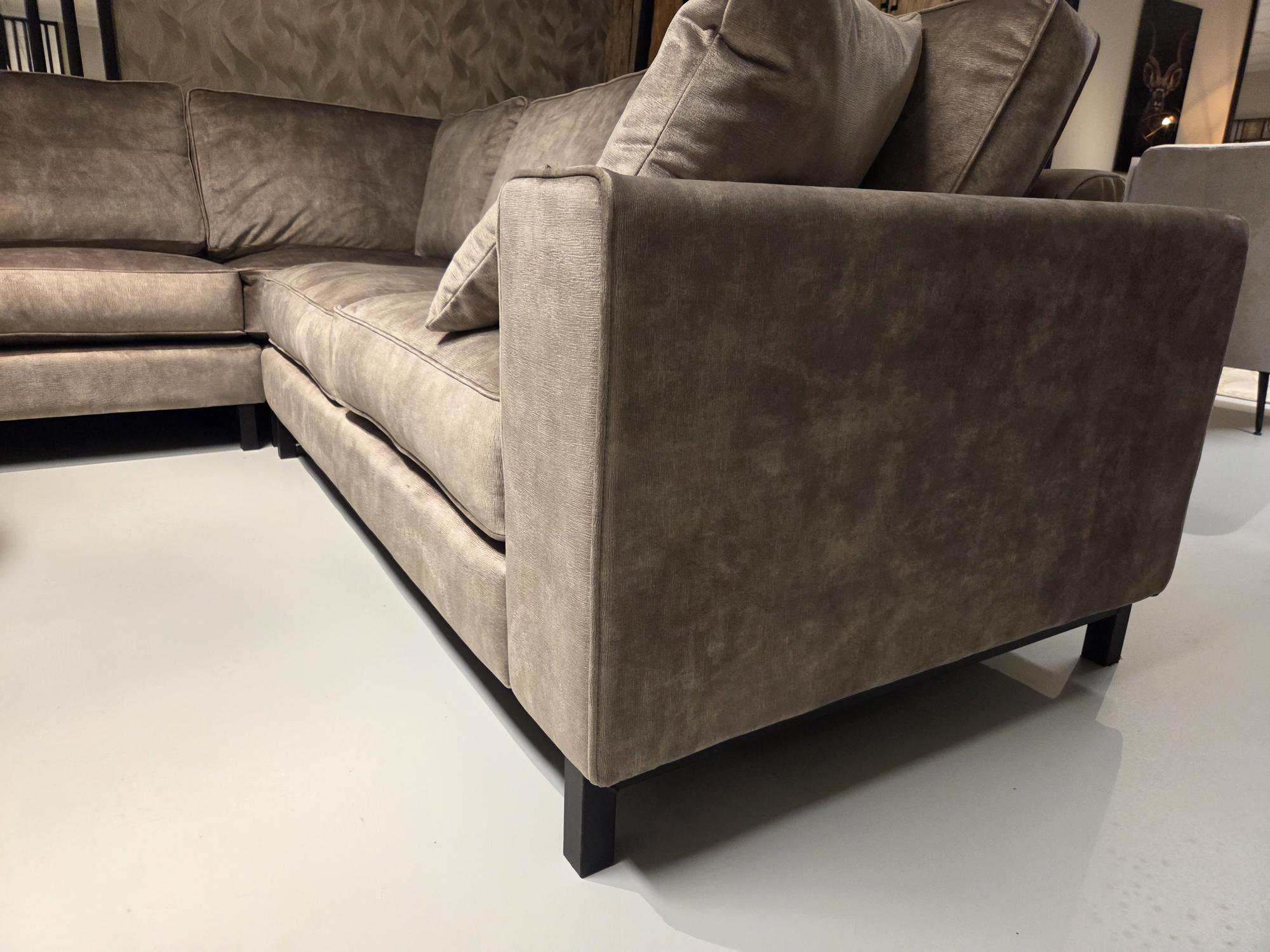 Emmen hoekbank losse kussens velours taupe - Afbeelding 6